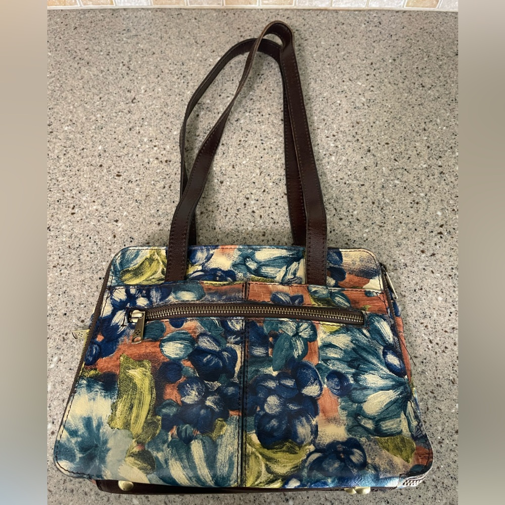 Patricia Nash Blue Multi Floral Shoulder Tote with Matching Wallet - Picture 4 of 13